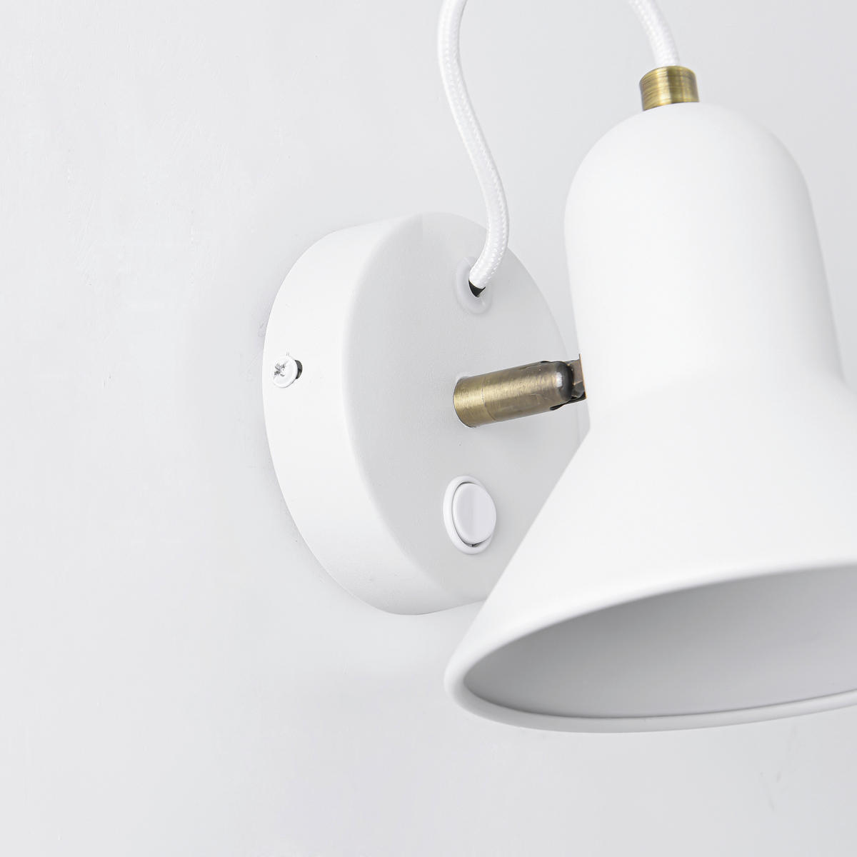 VÄGGLAMPA Astama   - vit, Basics, metall (16.6/13.6/16.8cm)
