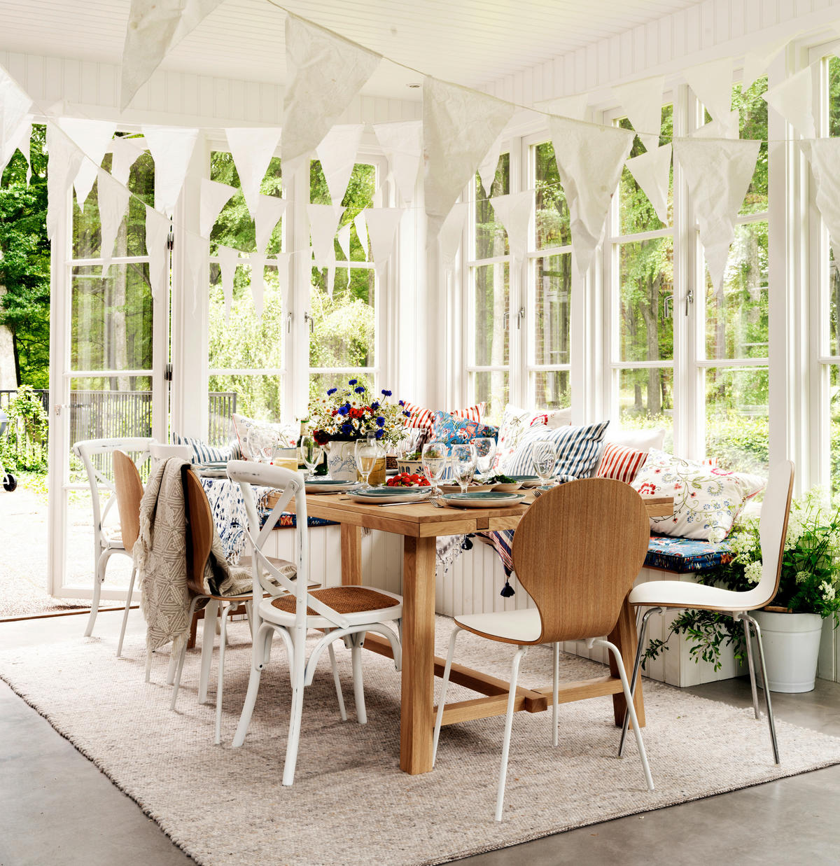 MATBORD i trä 220/95/76 cm   - ekfärgad, Klassisk, trä (220/95/76cm) - Rowico