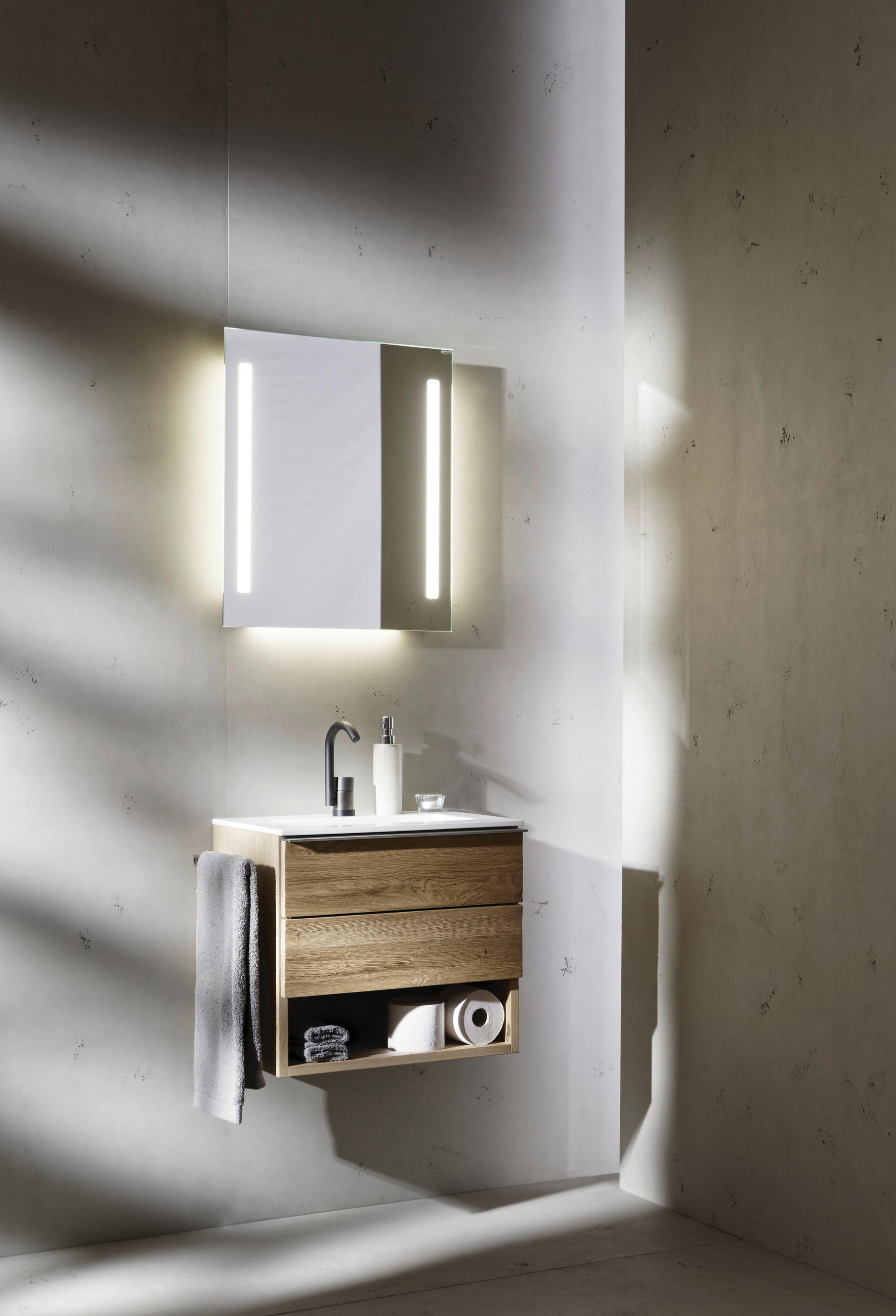 BADEZIMMER  in 64,4 cm  - Eichefarben/Weiß, MODERN, Holz/Stein (64,4cm) - Voglauer