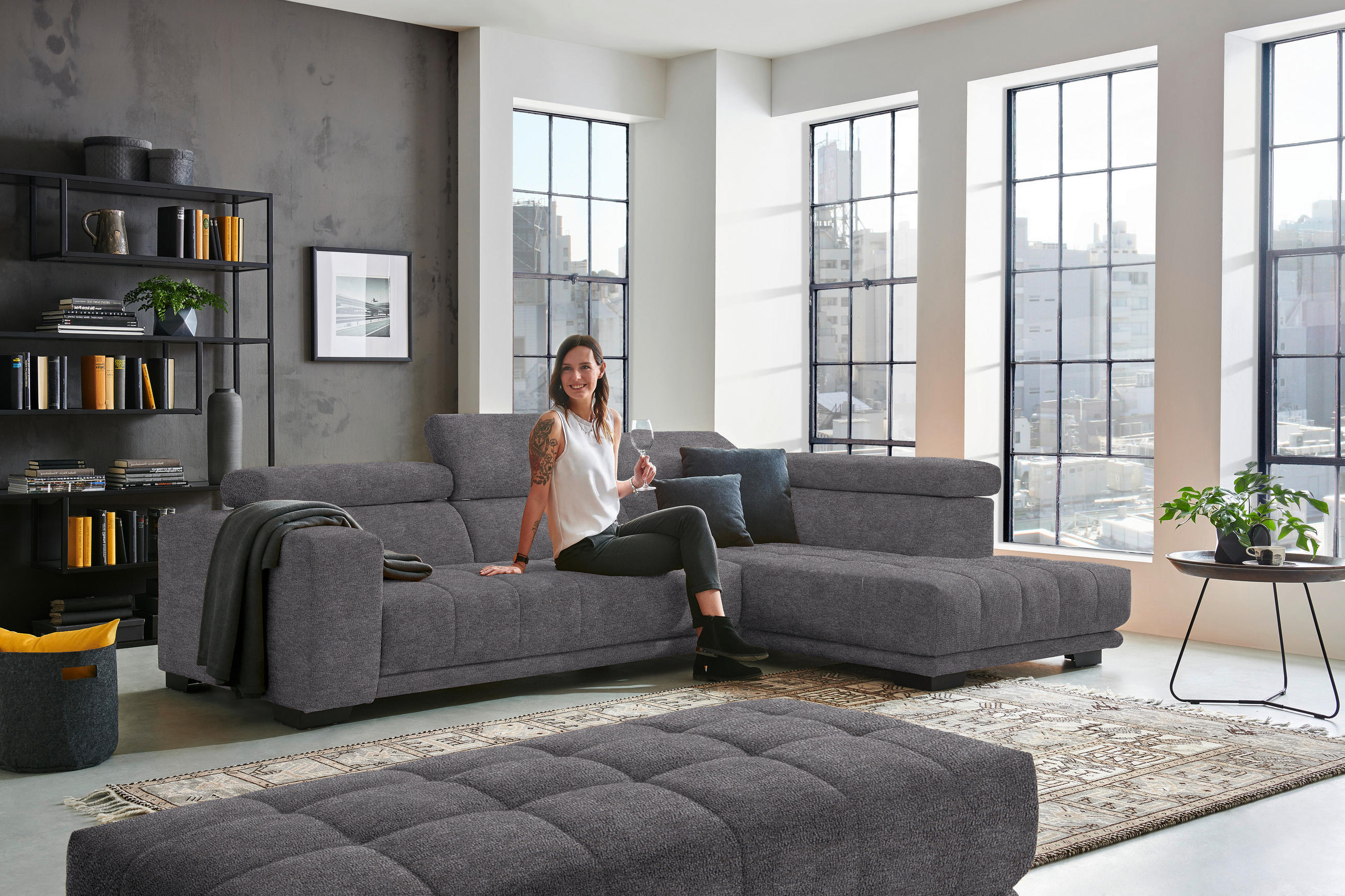 ECKSOFA in Mikrofaser Grau  - Schwarz/Grau, Design, Textil/Metall (301/207cm) - Xora