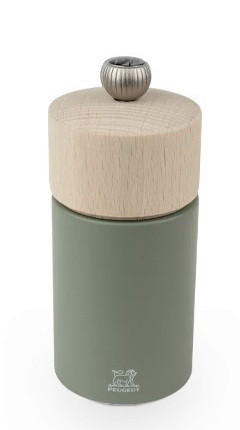 MLINAC ZA PAPAR Boreal  - šumska zelena, Basics, drvo/metal (7/12cm) - Peugeot
