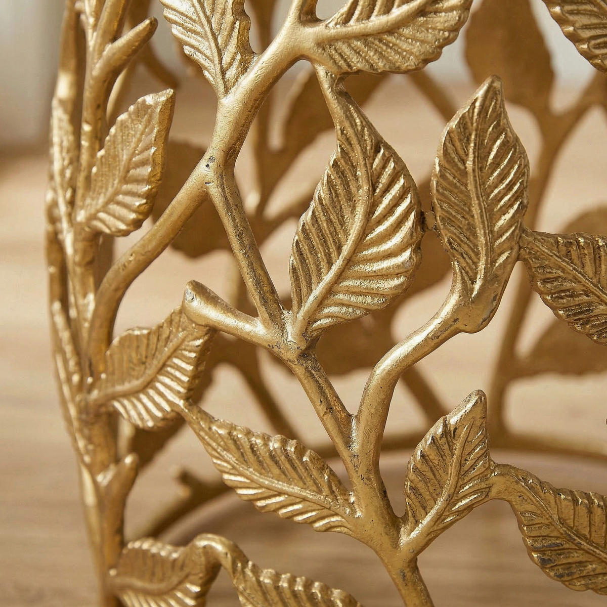 ODKLÁDACÍ STOLEK, bílá, barvy zlata, kámen, 40/40/46 cm - bílá/barvy zlata, Design, kov/kámen (40/40/46cm) - MID.YOU