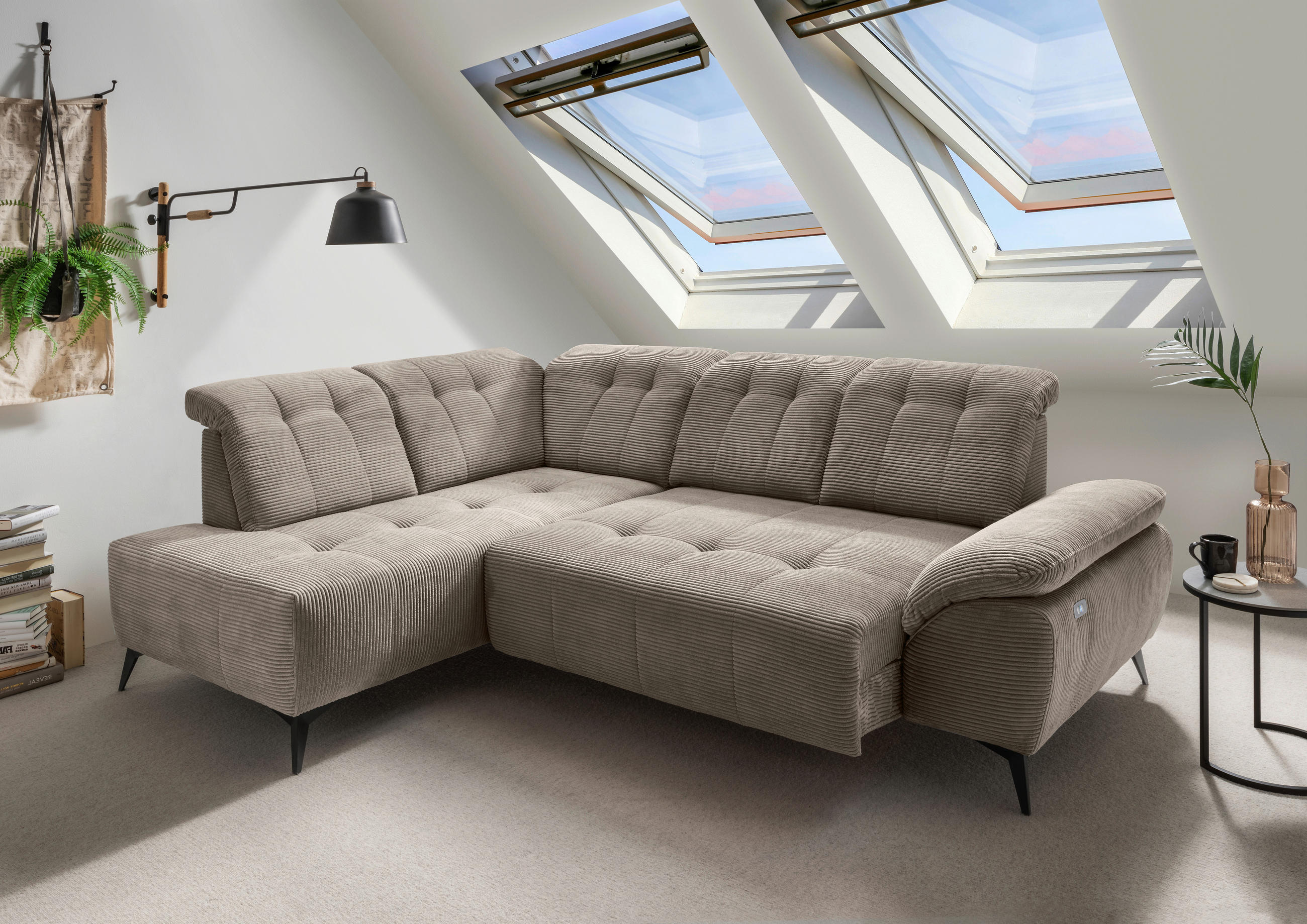 ECKSOFA in Cord Graubraun  - Graubraun/Schwarz, Modern, Textil/Metall (200/272cm) - Livetastic