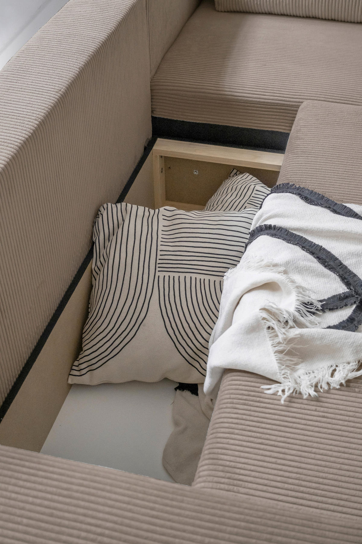 ECKSOFA Taupe Cord Rückenkissen, Bettkasten  - Taupe/Schwarz, Design, Kunststoff/Textil (247/194cm) - MID.YOU