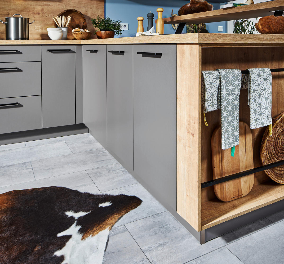 EINBAUKÜCHE   - Perlmutt, Design, Holzwerkstoff - Dieter Knoll
