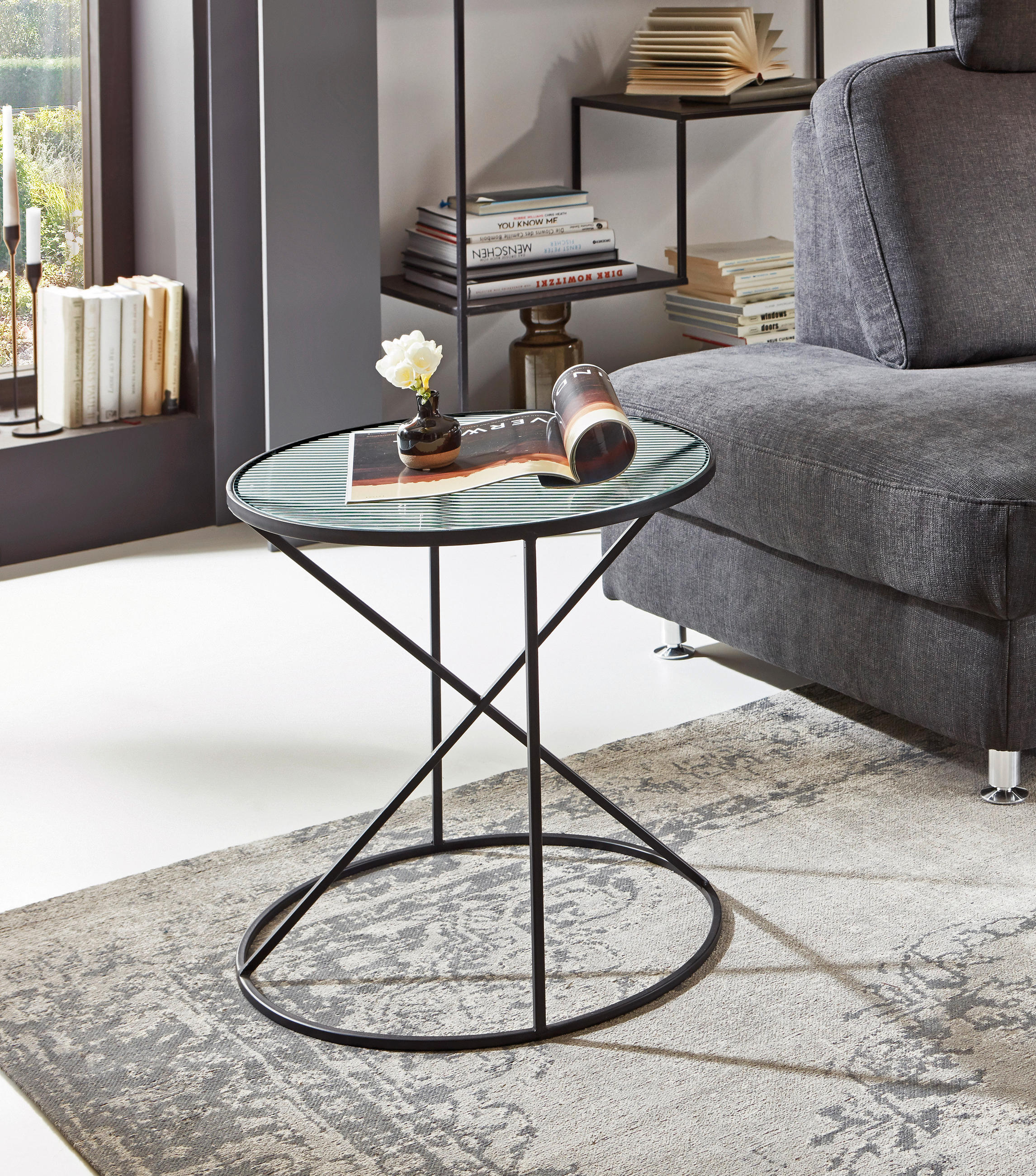 Thumbnail - Beistelltisch, Schwarz, Metall, Glas, rund, rund, 50x50x50 cm, gastro- und objekttauglich, Wohnzimmer, Wohnzimmertische,...