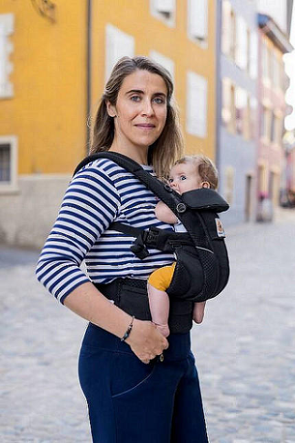 BABYTRAGE Omni Breeze  - Schwarz, Basics, Textil (23,5/16/27cm) - Ergo Baby