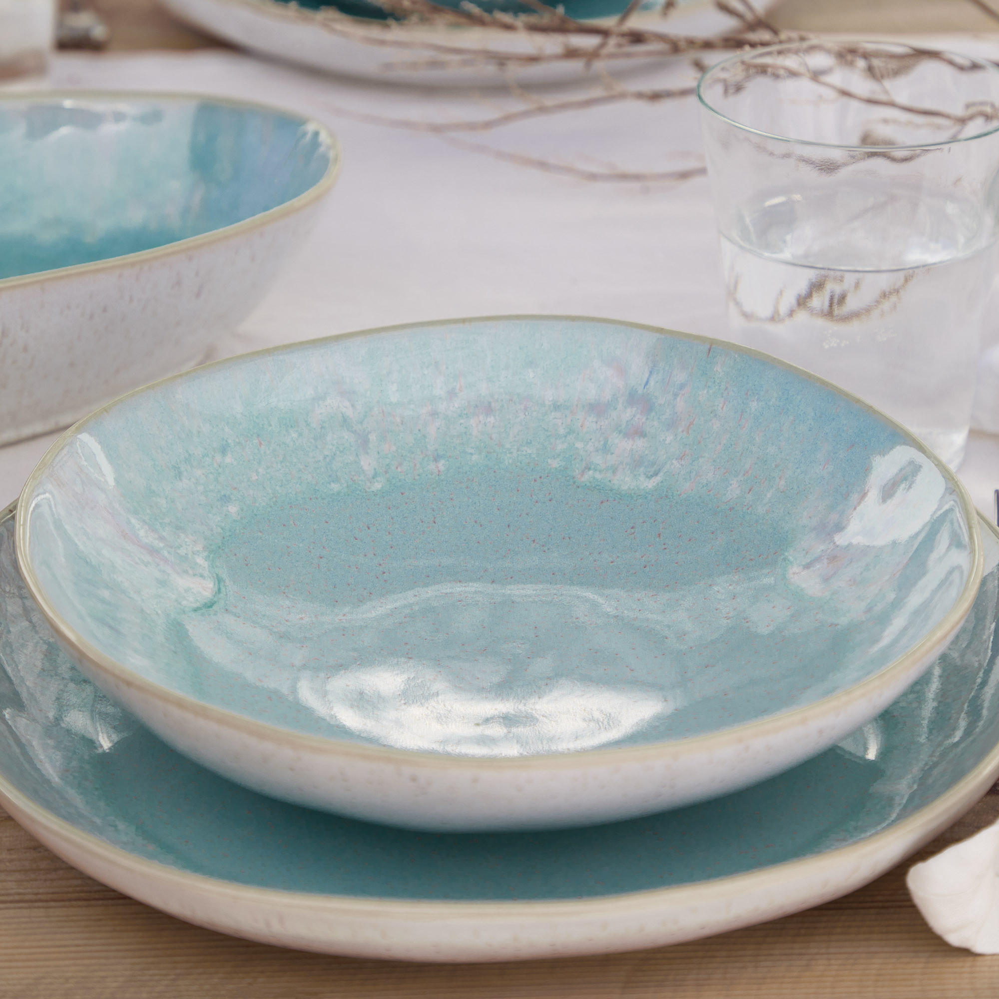 Thumbnail - Costa Nova Kombiservice Eivissa, Creme, Pastellblau, Keramik, 30-teilig, 70 ml,670 ml, Handmade in Europe, Essen & Trink...