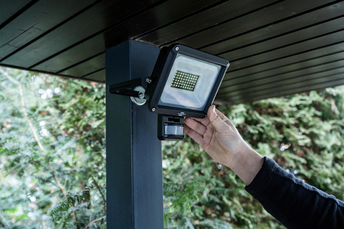 LED-BAUSTRAHLER JARO 4,5/19,5/21,5 cm  - Schwarz, Basics, Metall (4,5/19,5/21,5cm) - Brennenstuhl