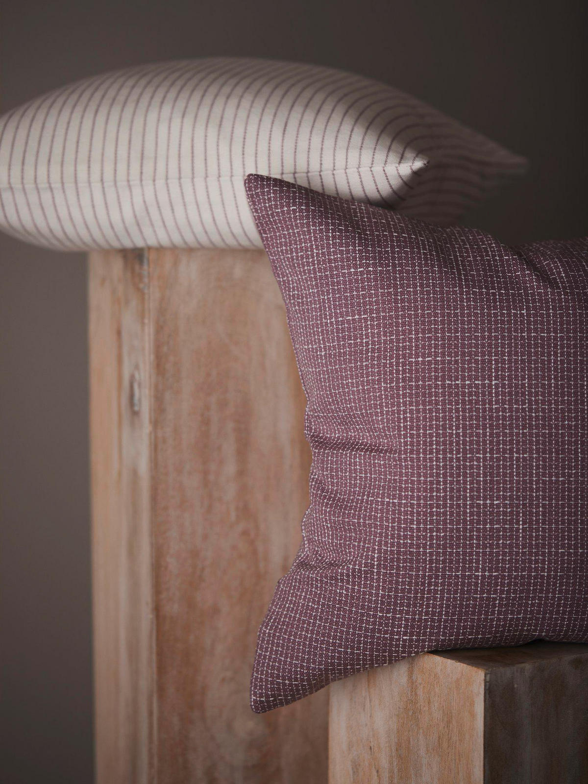 KISSENHÜLLE Bea 45/45 cm  - Violett, Basics, Textil (45/45cm) - Svanefors