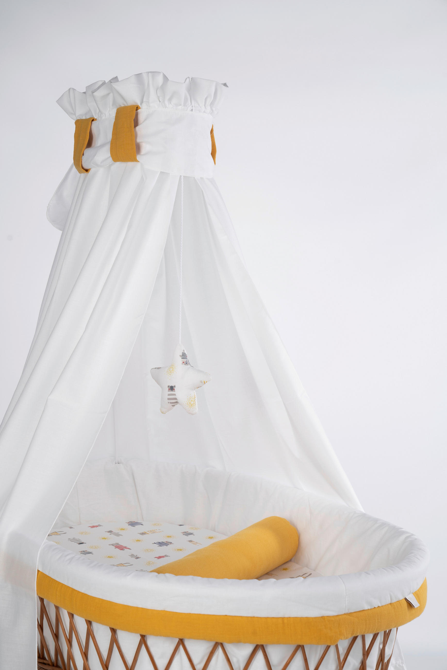 STUBENWAGEN-KOMPLETTSET Babybett Lounge Natur Pyjamabär Buche  Weiß, Buchefarben, Currygelb  - Currygelb/Buchefarben, Basics, Holz/Textil (60/167/100cm) - Mionido