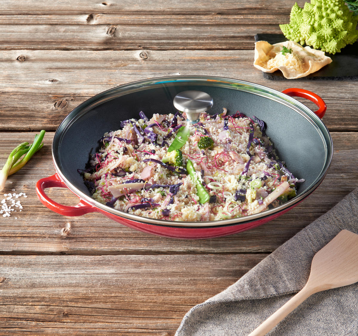 WOK 36 cm  - röd/svart, Klassisk, metall/glas (36cm) - Homeware Profession.