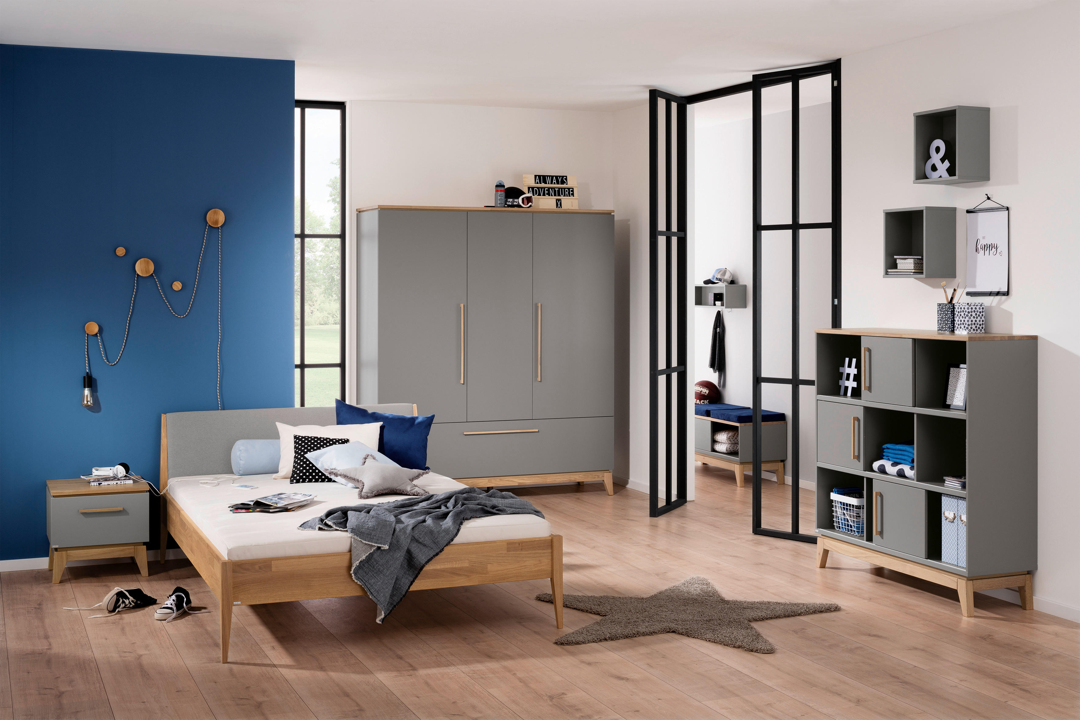 DREHTÜRENSCHRANK 3-türig Eiche massiv Grau, Eichefarben  - Eichefarben/Grau, Design, Holz/Holzwerkstoff (170,7/200/57,2cm) - Paidi