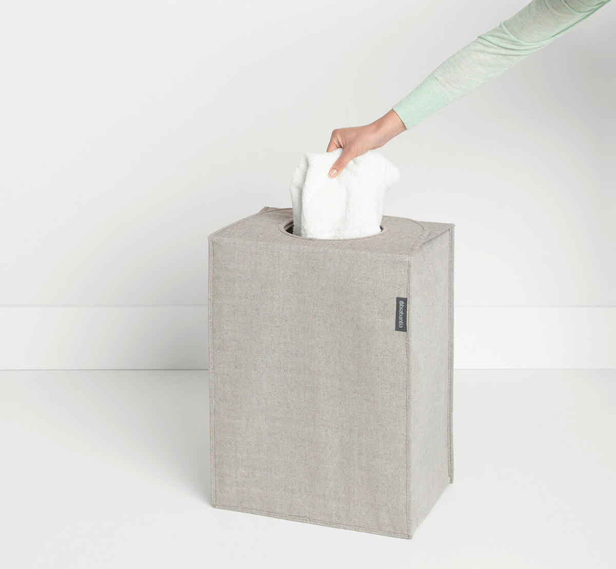 PRÁDELNÍ KOŠ, šedá - šedá, Design, textil (40,5/54/29,5cm) - Brabantia