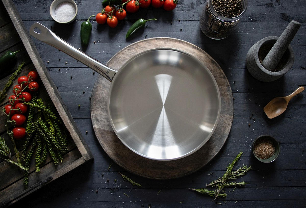 PANVICA NA SMAŽENIE,  24 cm  - strieborná, Basics, kov (24cm) - ELO