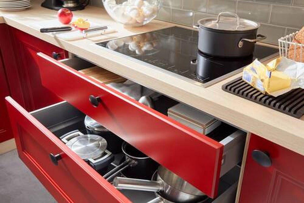 EINBAUKÜCHE   - Rot, Design, Holzwerkstoff - Dieter Knoll