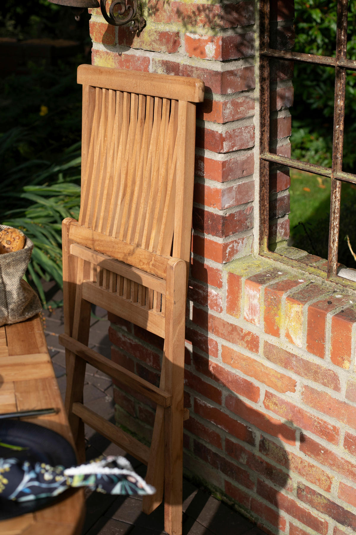 GARTENKLAPPSTUHL in Holz Teakfarben  - Teakfarben, Basics, Holz (47/89/62cm)