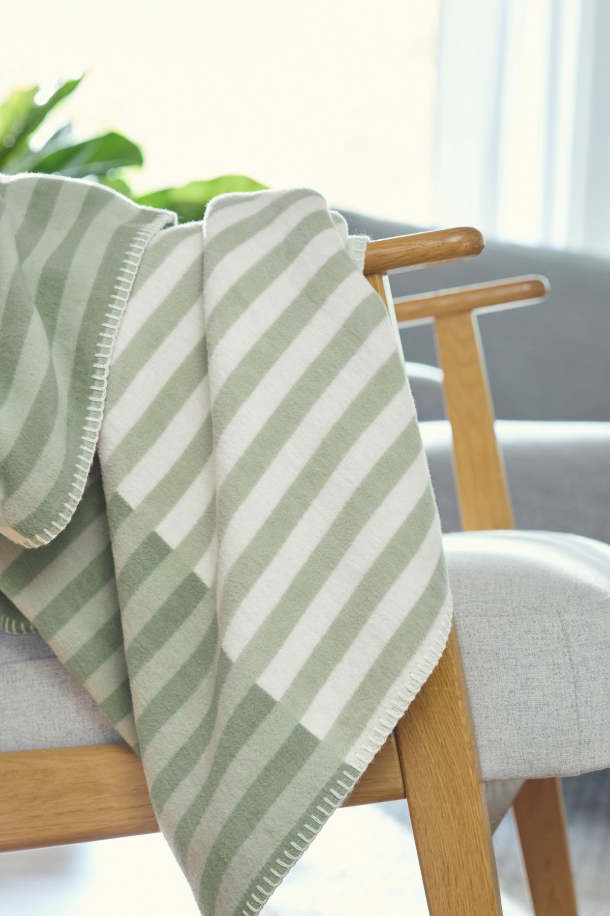 DECKE Novel 140/200 cm  - Salbeigrün/Thymiangrün, Design, Textil (140/200cm) - Novel