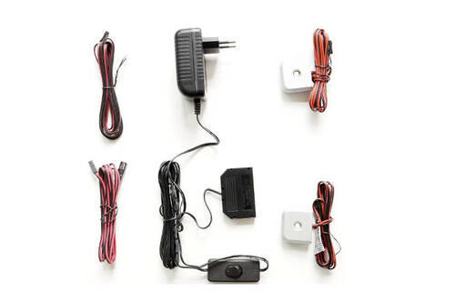 Livetastic SADA OSVETLENIA SKL. POLICE