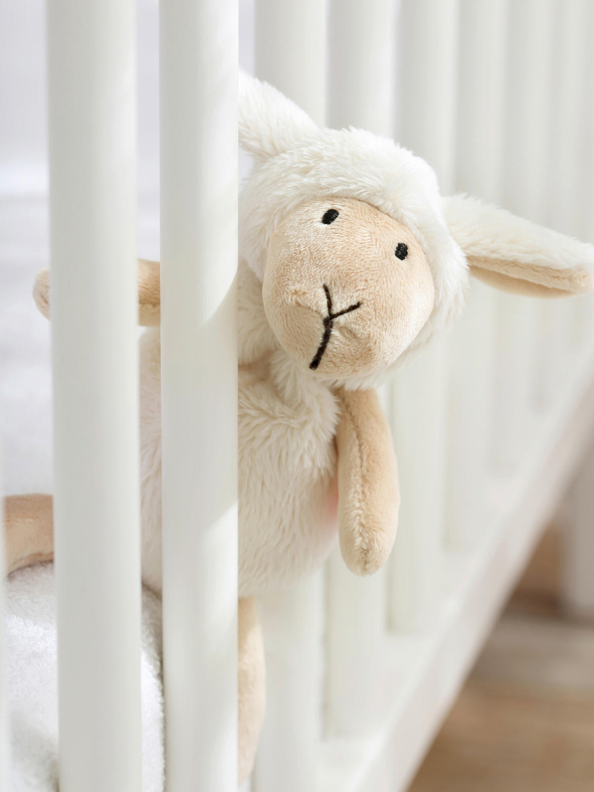 PLÜSCHTIER Guddly Gadgets Mini Schaf  - Beige/Weiß, Basics, Textil (7/13/7cm) - Sigikid