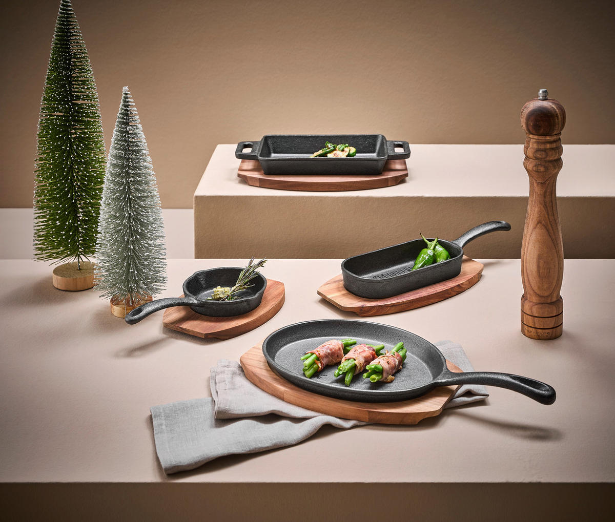 TAVA ZA PEČENJE    22,5/12,8/3 cm       - prirodne boje/crna, Basics, drvo/metal (22,5/12,8/3cm) - Homeware Profession.