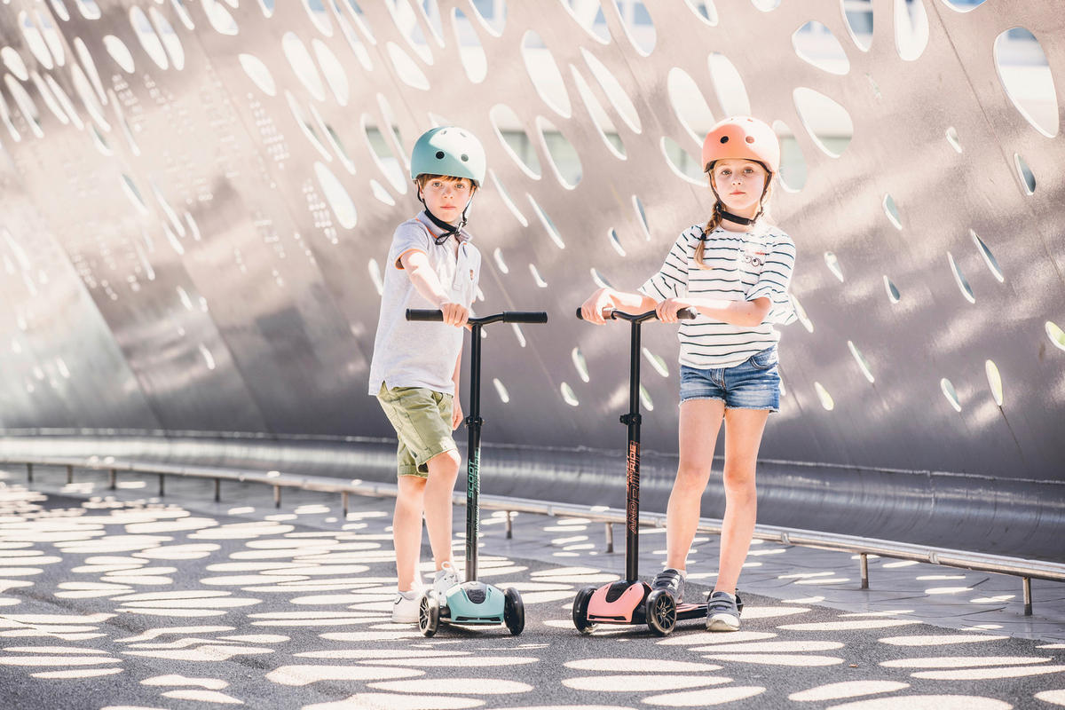 KINDERSCOOTER HIGHWAYKICK 5 LED  - Koralle/Schwarz, Trend, Kunststoff/Metall (25/79/60cm) - Scoot and Ride