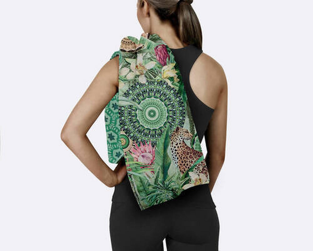 SPORTHANDTUCH 75/180 cm Grün  - Grün, Trend, Textil (75/180cm)