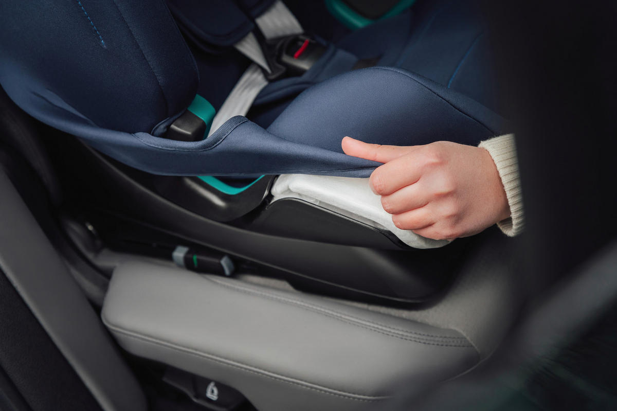 KINDERAUTOSITZ VERSAFIX  - Schwarz, Basics, Textil (44/60/48cm) - Britax Römer