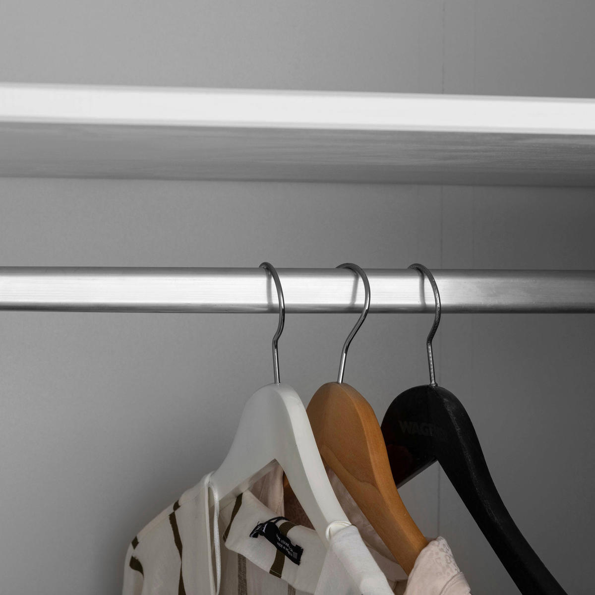 ORMAR ZA ODJEĆU bijela   - bijela/srebrne boje, Moderno, metal/drvo (106/210/60cm)