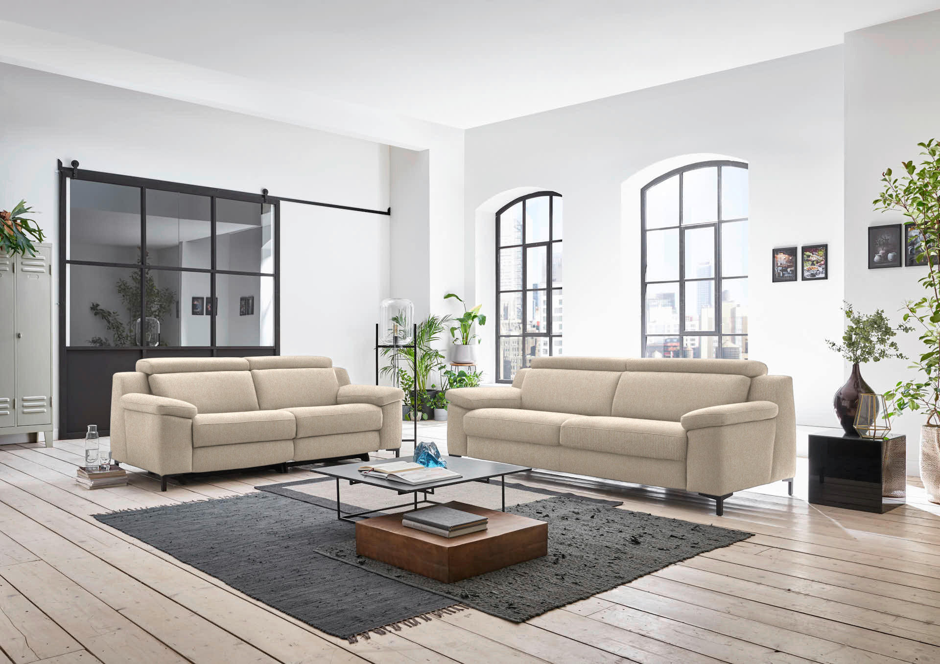 3-SITZER-SOFA in Chenille Sandfarben  - Sandfarben/Schwarz, Design, Textil/Metall (230/104/104cm) - Valdera