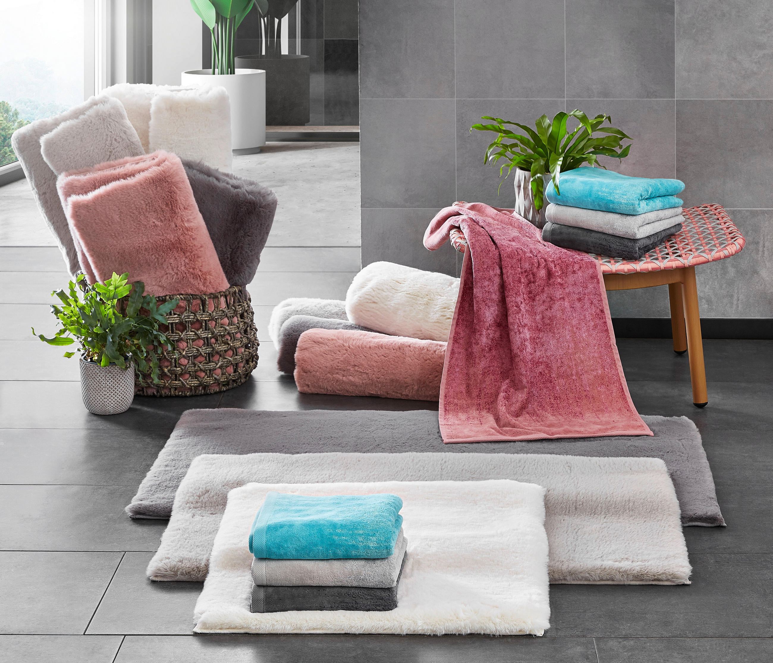 COVORAȘ DE BAIE  70/120 cm  argintiu   - argintiu, Design, plastic/textil (70/120cm) - Esposa