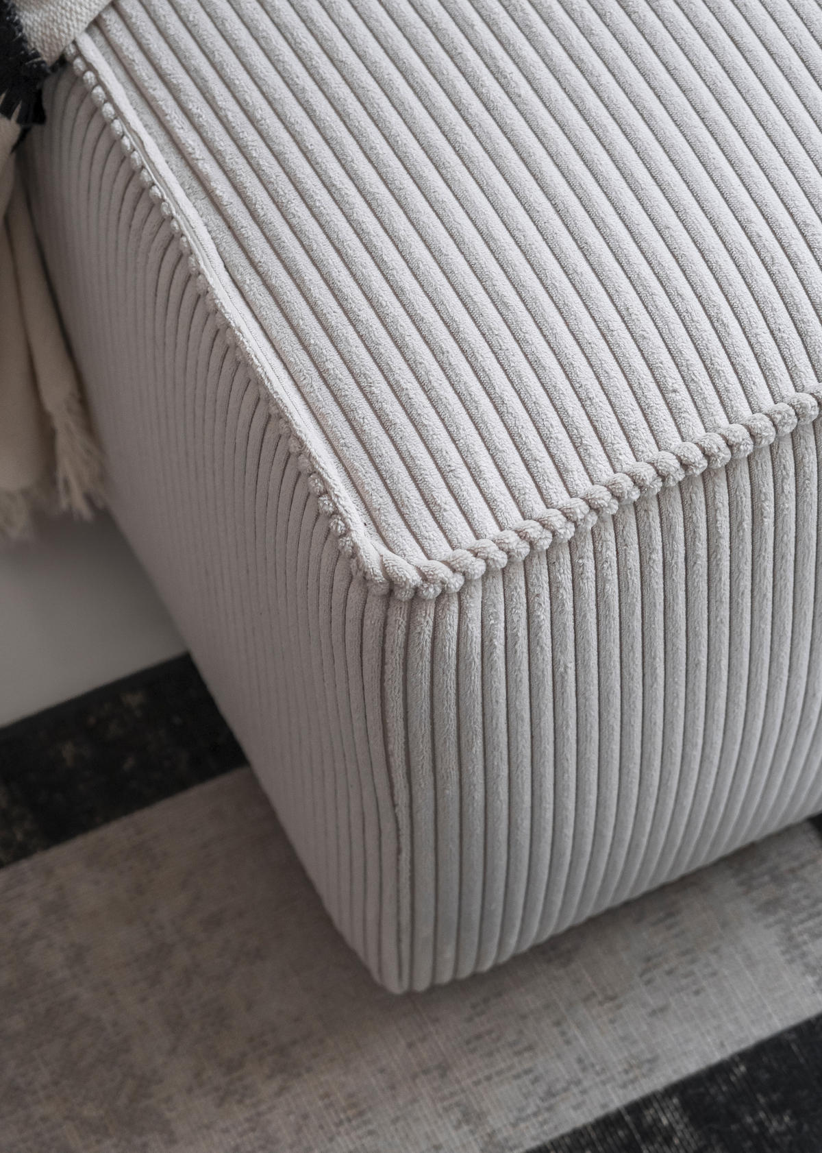 ECKSOFA in Cord Beige  - Beige/Schwarz, Design, Kunststoff/Textil (194/247cm) - MID.YOU