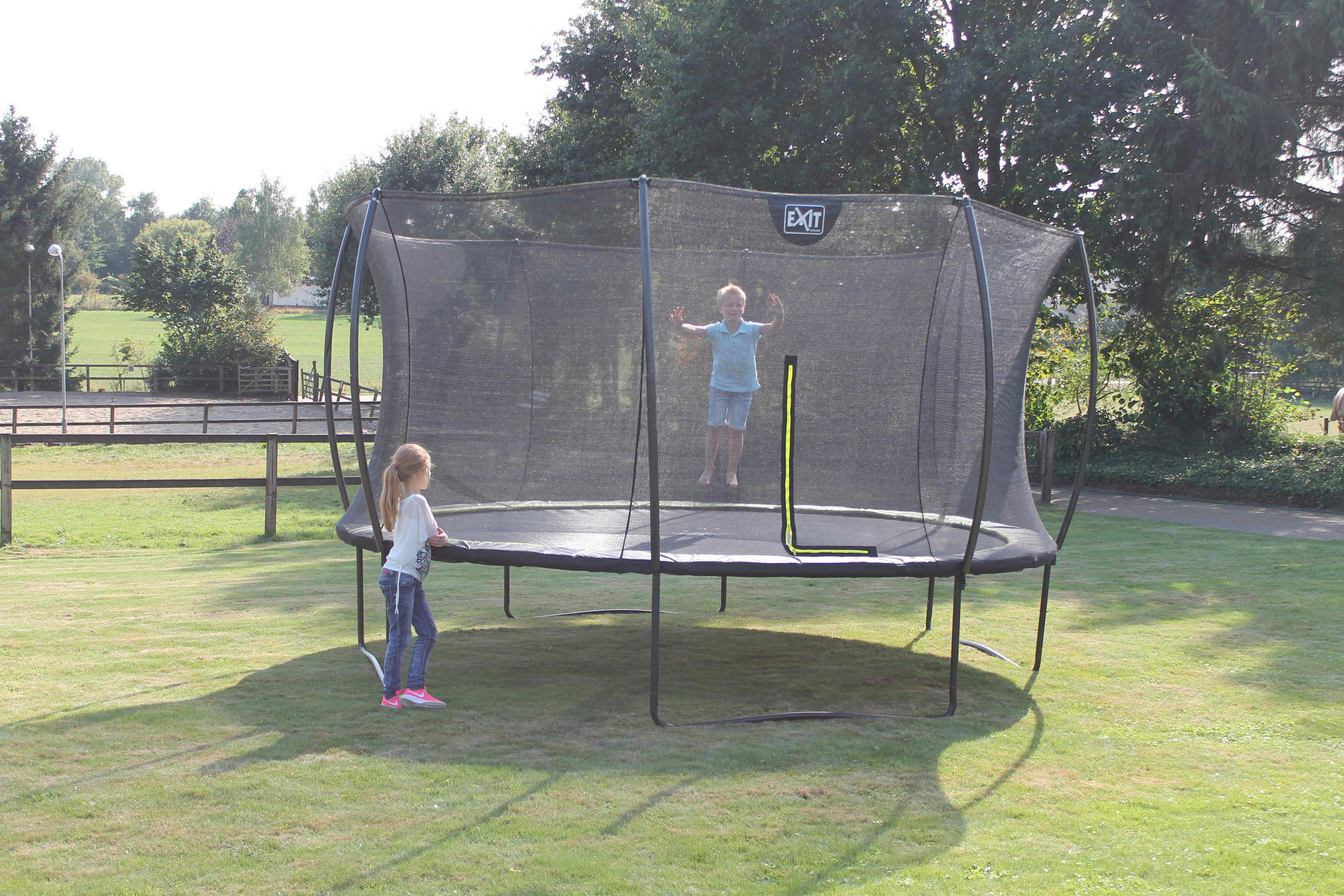 TRAMPOLIN SILHOUETTE  - Schwarz, KONVENTIONELL, Kunststoff/Metall (427/269cm) - EXIT Toys