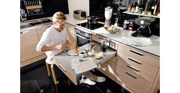 EINBAUKÜCHE - KONVENTIONELL, Holzwerkstoff - Dieter Knoll
