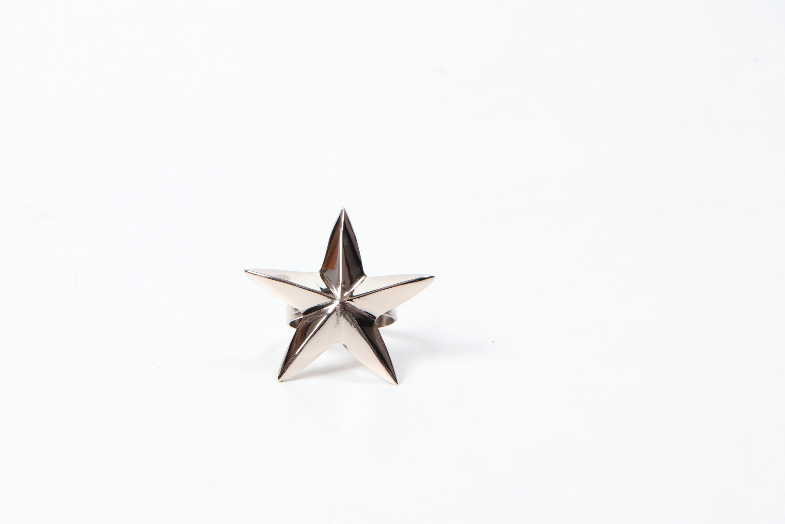 KROUŽEK NA UBROUSKY - barvy niklu, Design, kov (6,5/4/3,5cm) - Ambia Home