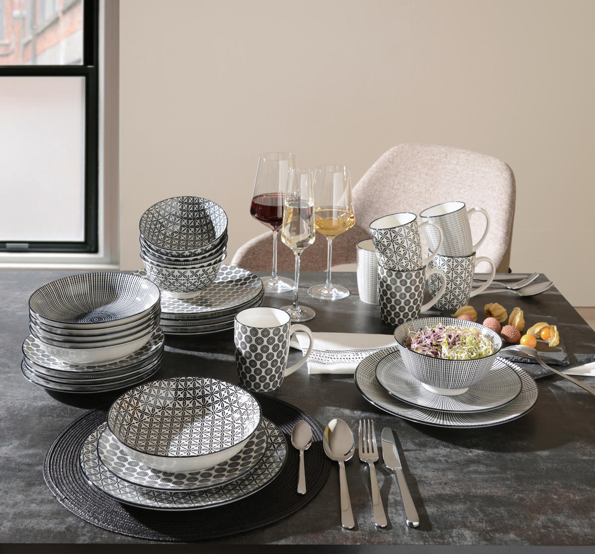 KOMBINOVANÝ SERVIS, 30-dielne, porcelán - čierna/biela, Lifestyle, keramika - Ritzenhoff Breker
