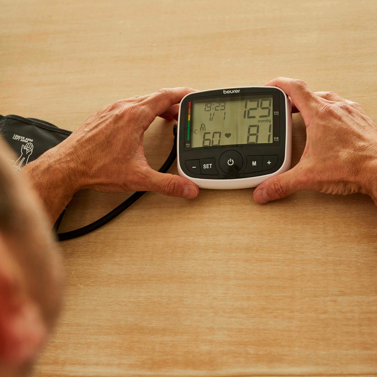 BLUTDRUCKMESSGERÄT  - Weiss/Dunkelgrau, Basics (11/13.6/18.5cm) - Beurer