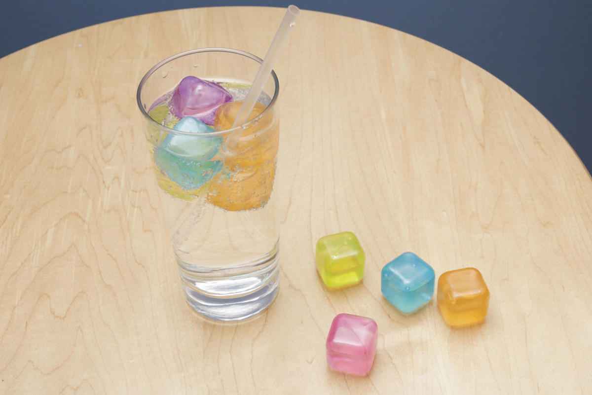VIŠEKRATNE KOCKE LEDA  - višebojno, Konvencionalno, plastika (2,5/2,5/2,5cm) - Kikkerland