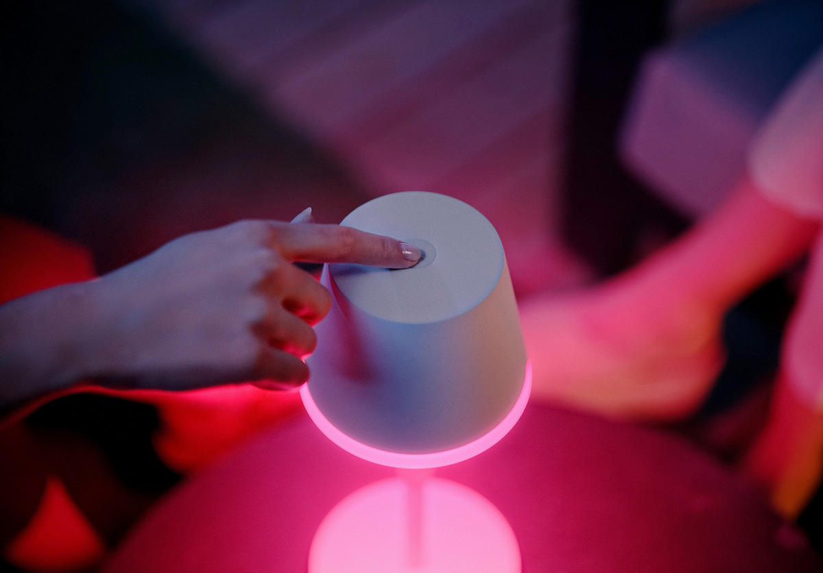 AKKU-TISCHLEUCHTE - Weiss, Design, Metall (14,2/35cm) - Philips HUE