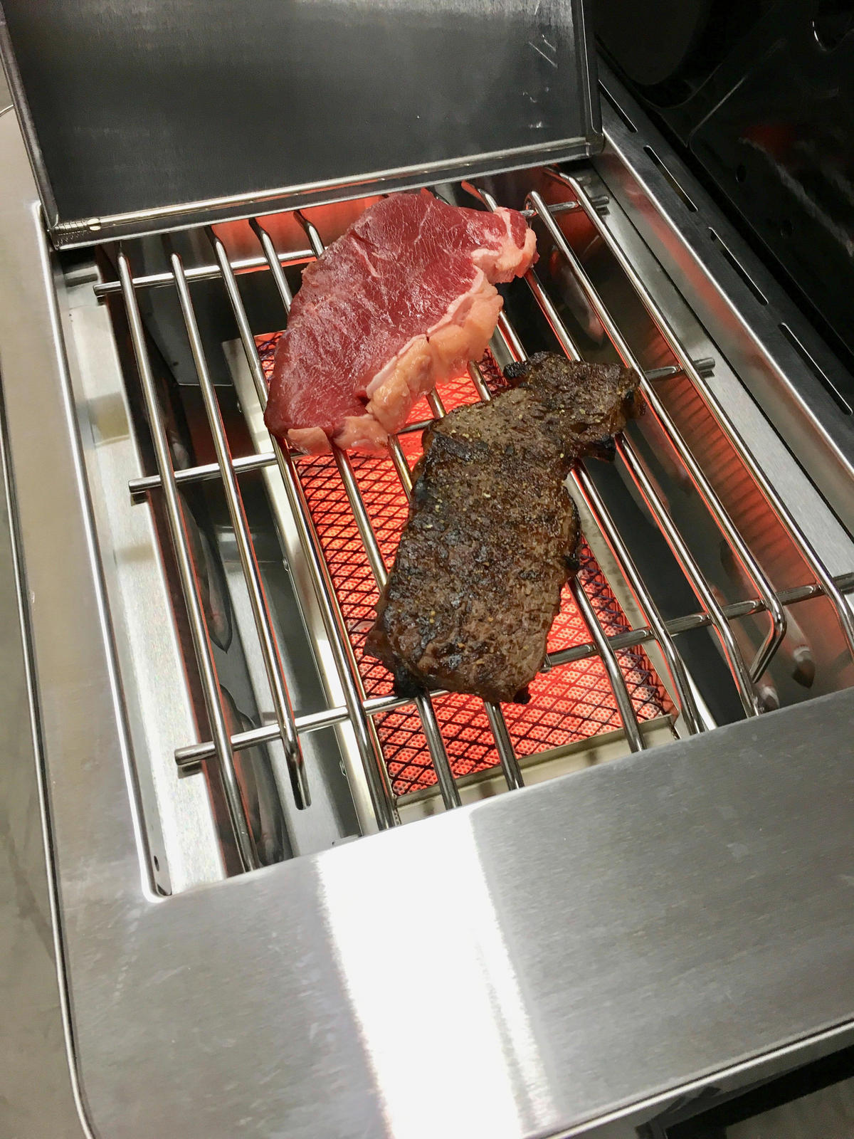 GASGRILL  Schwarz  - Schwarz, Basics, Metall (138/57/118cm) - Rösle