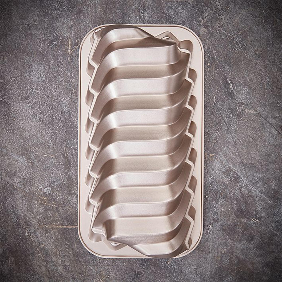 KASTENFORM  - Goldfarben, Design, Metall (27/10/14,5cm) - Birkmann