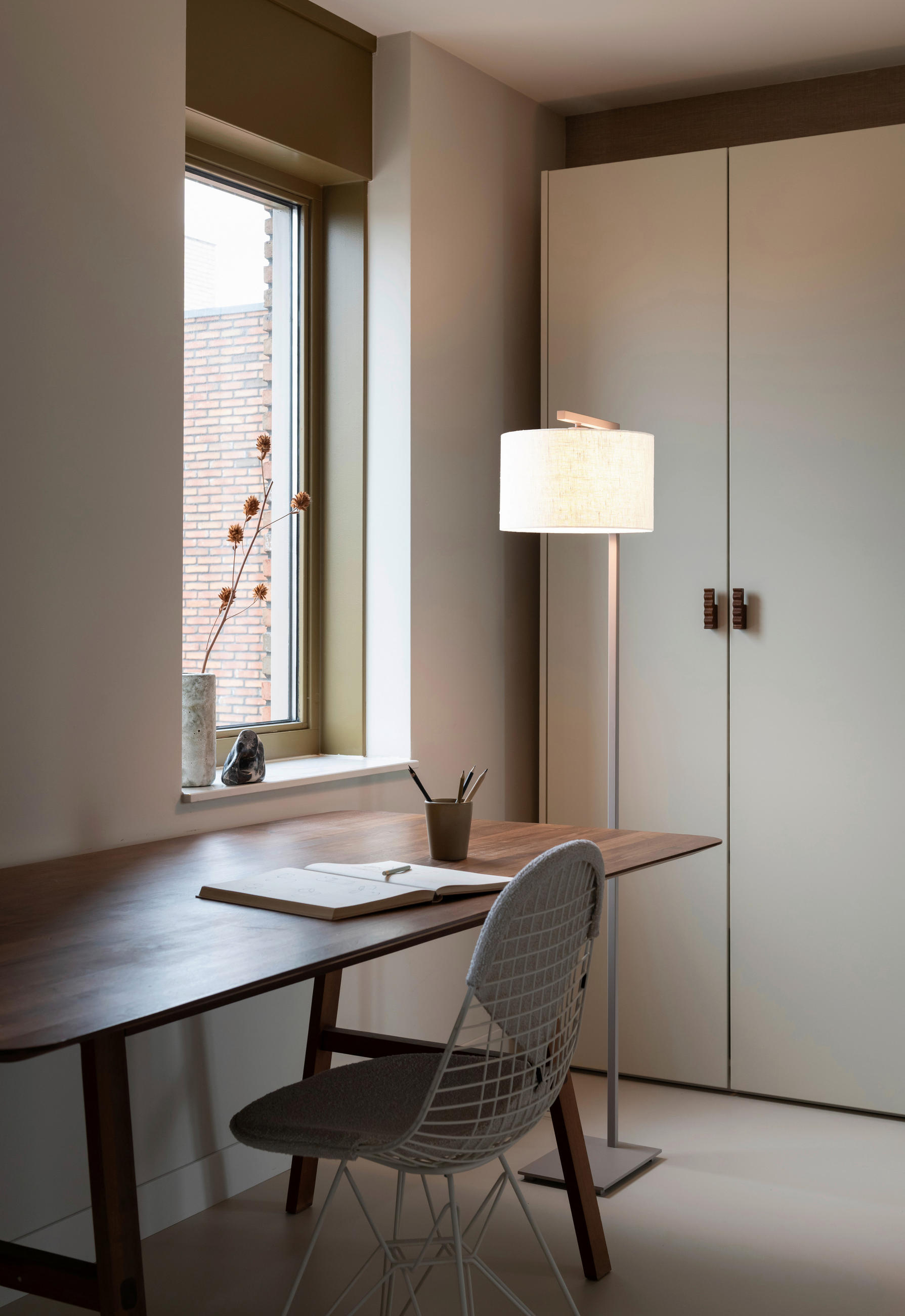 STEHLEUCHTE 30/160 cm    - Sandfarben/Weiß, Design, Textil/Metall (30/160cm) - It's about Romi