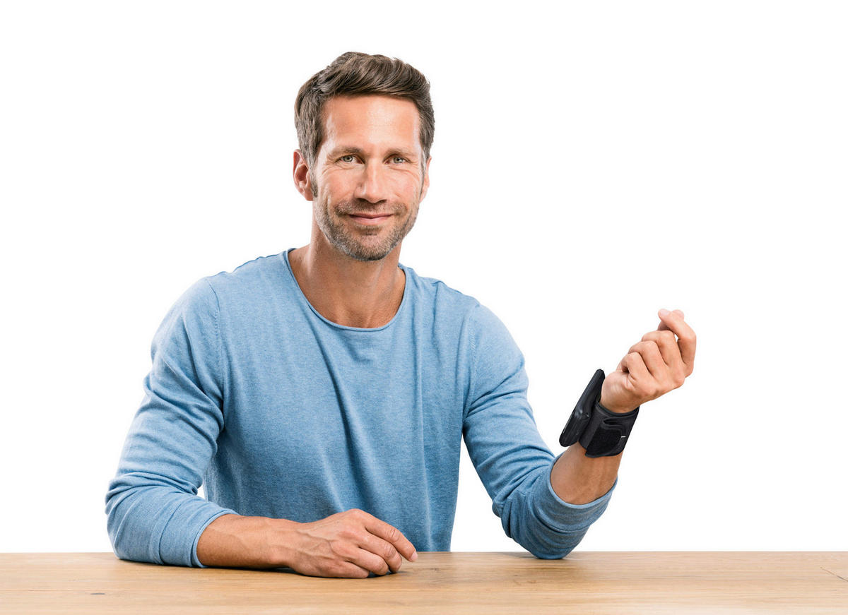 BLUTDRUCKMESSGERÄT  - Schwarz, Basics (9.5/10.8/12cm) - Beurer