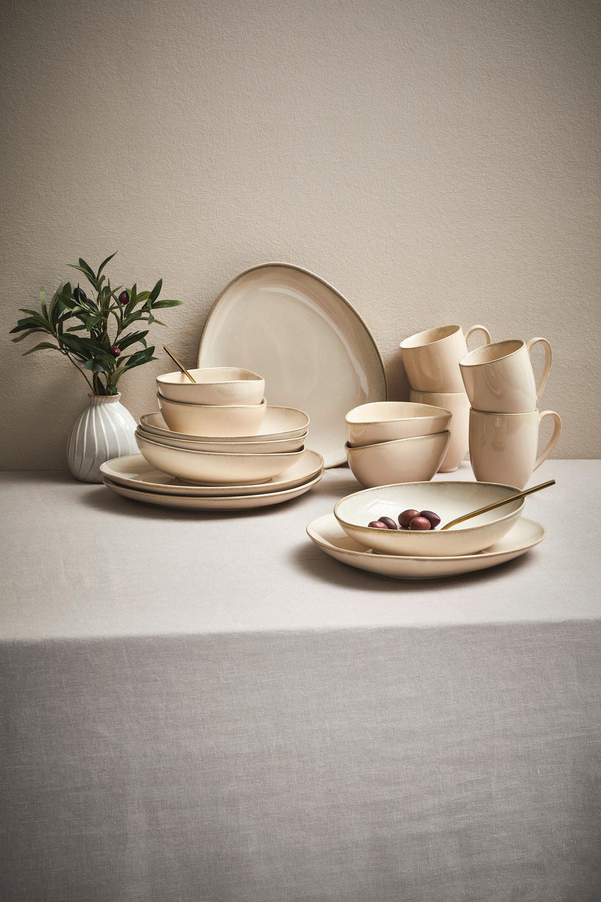 LAPOSTÁNYÉR 29/26 cm  - homok, Trend, kerámia (29/26cm) - Novel