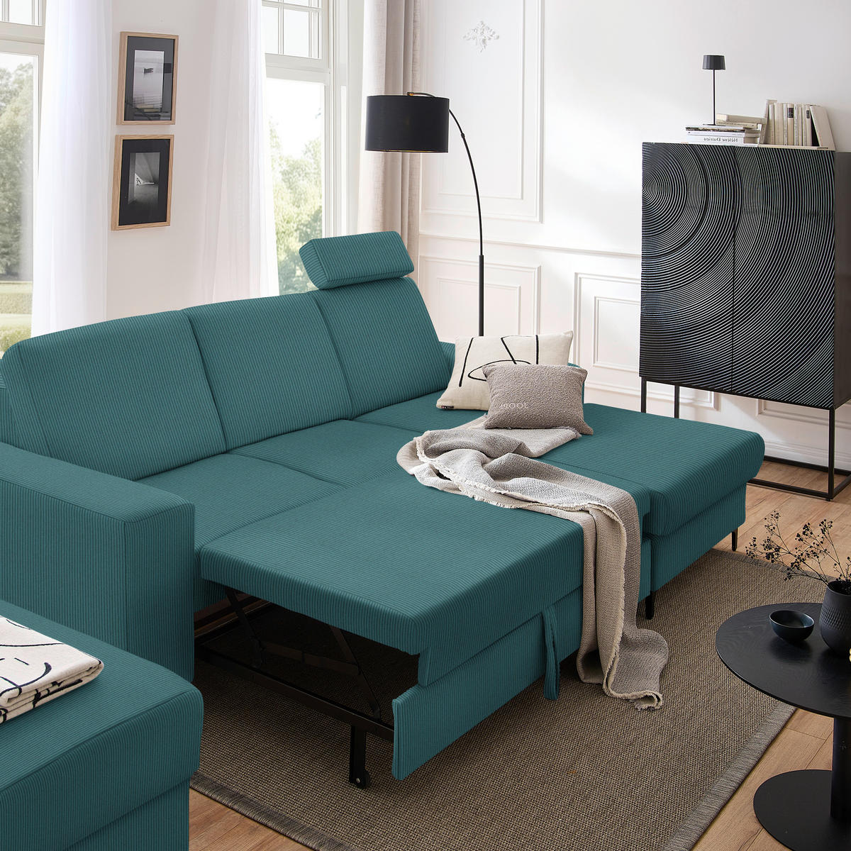 ECKSOFA in Cord Waldgrün  - Waldgrün/Schwarz, Konventionell, Textil/Metall (247/167cm) - Stylife