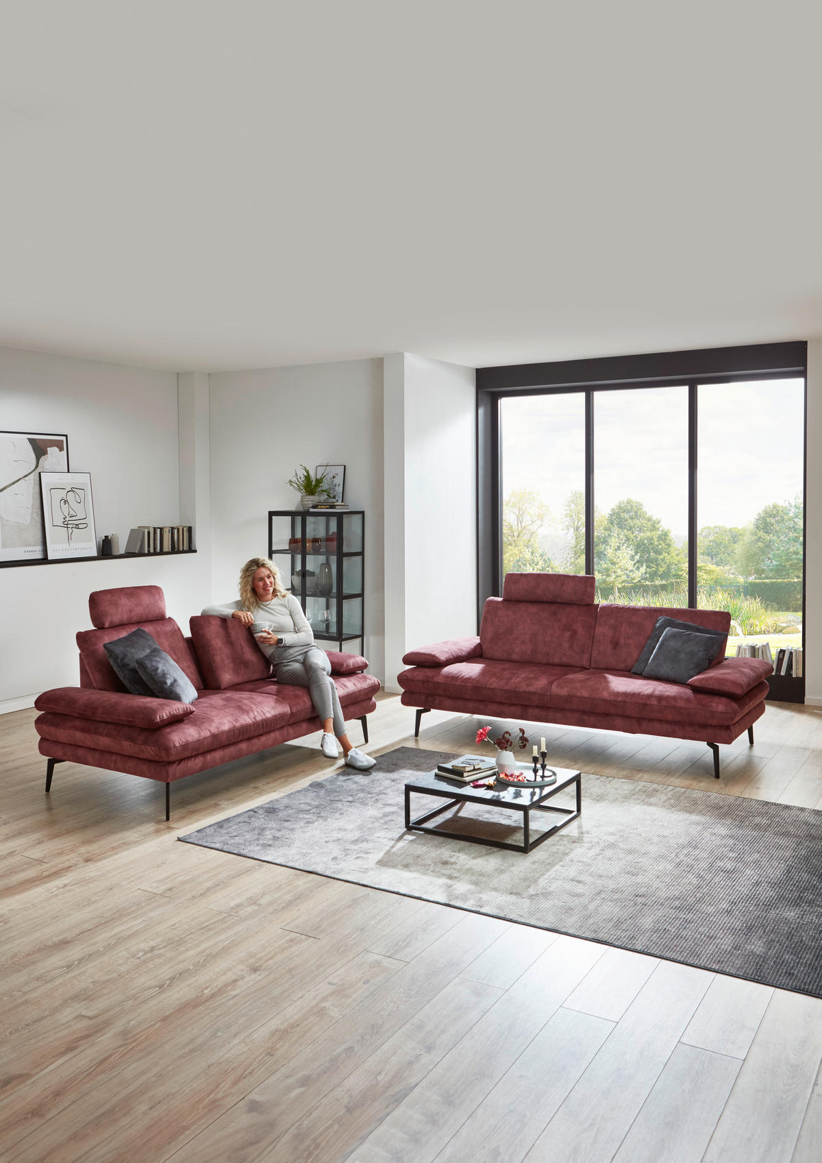 2,5-SITZER in Velours Dunkelrot  - Beige/Schwarz, Design, Textil/Metall (196/89/104cm) - Dieter Knoll