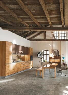 EINBAUKÜCHE LINEE  - Kernbuche, Design, Holz - Team 7