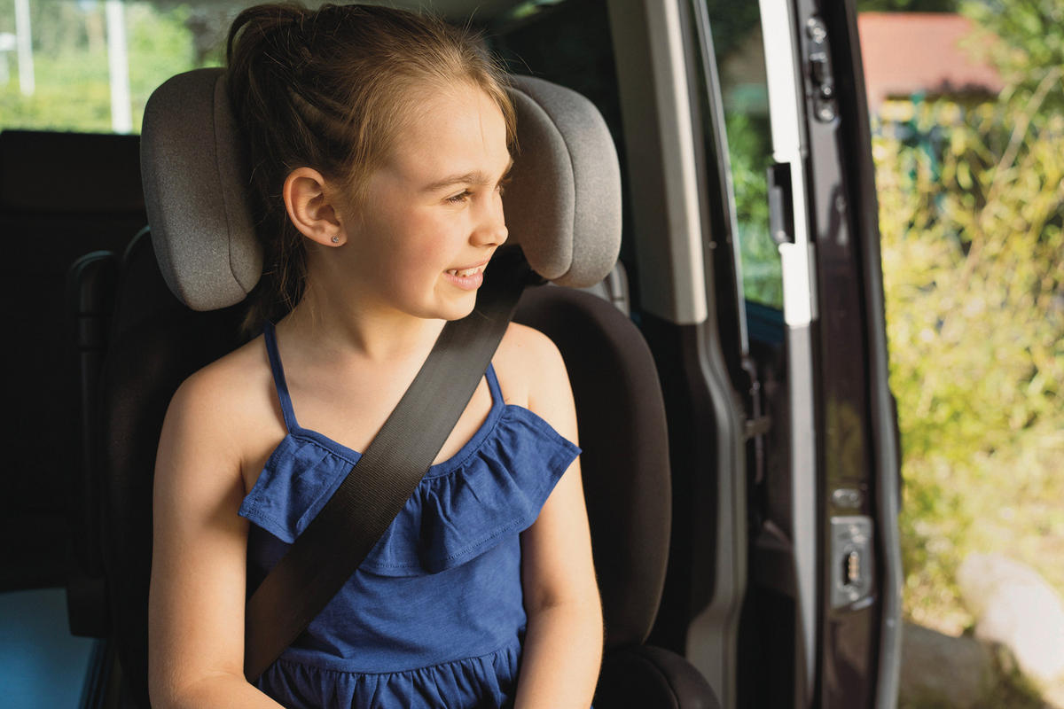 KINDERAUTOSITZ MUSCA ISOFIX ECE R 129 i-SIZE  - Hellgrau/Schwarz, Basics, Kunststoff/Textil (44/55/43cm) - Osann