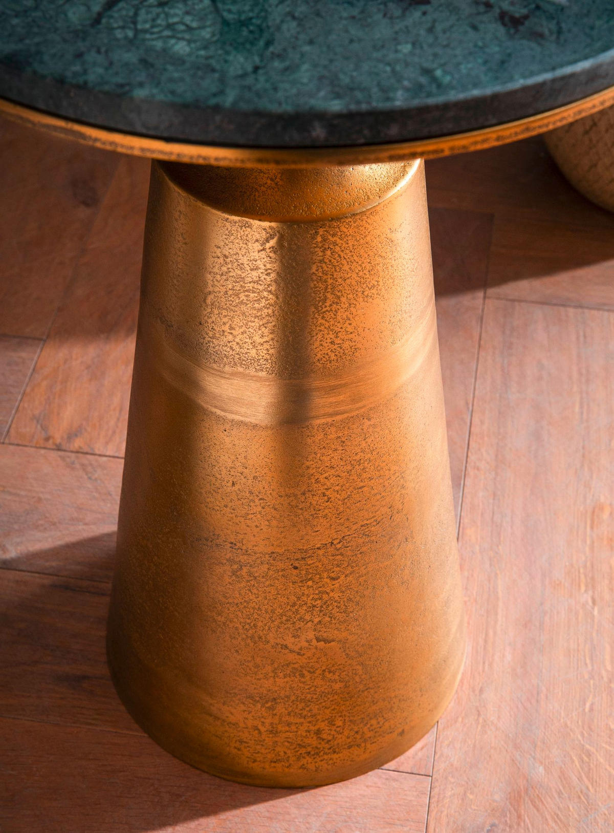 BEISTELLTISCH in Stein 40/40/56,5 cm  - Goldfarben/Grün, Design, Stein/Metall (40/40/56,5cm) - Livetastic
