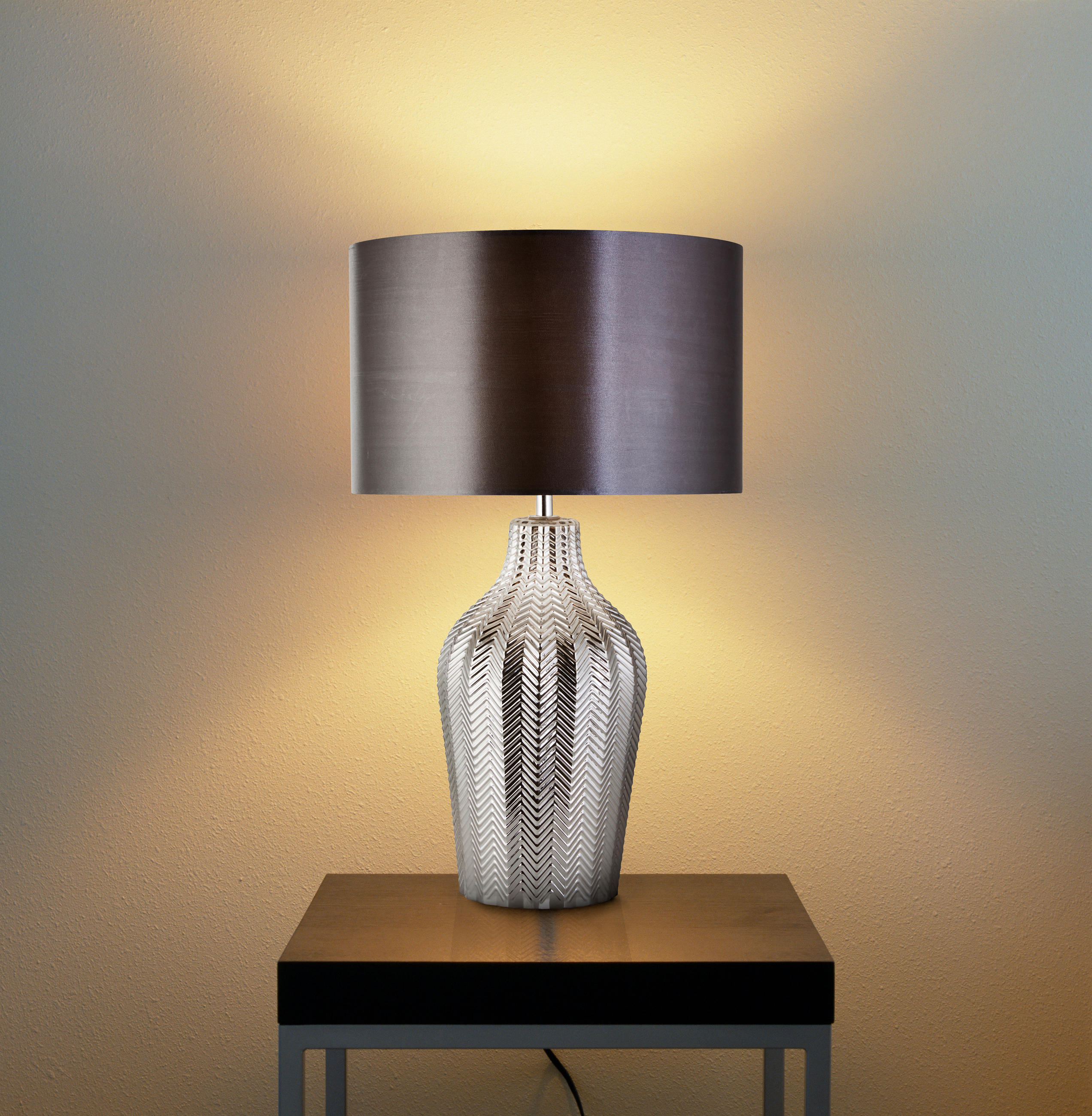 TISCHLEUCHTE Chevron 31.5/31,5/52 cm   - Chromfarben/Silberfarben, LIFESTYLE, Textil/Metall (31.5/31,5/52cm)